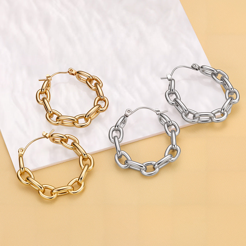 Pendientes de Cadena en Color Dorado